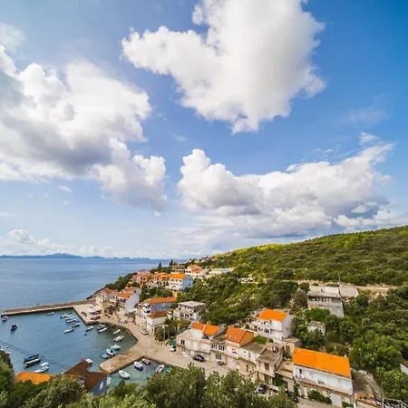 Marta Daire Zavalatica