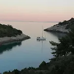 Διαμέρισμα Marta Zavalatica