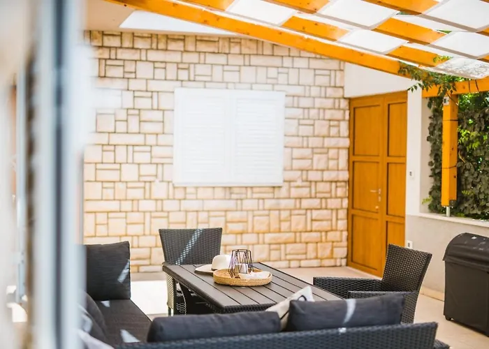 Marta 扎瓦拉提卡